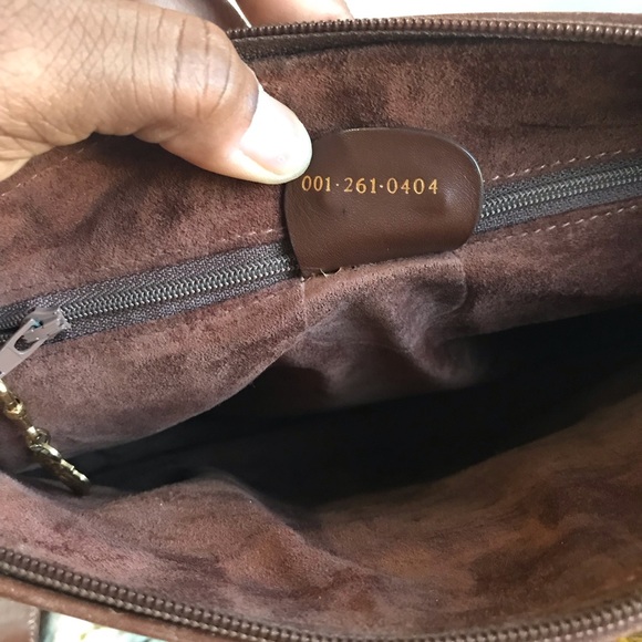 SOLD Vintage Leather Gucci Crossbody Bag Logo - Picture 6 of 8